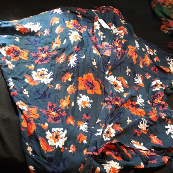 Mud Pie NWT one size kimono w/tassels - Picture 2 of 7